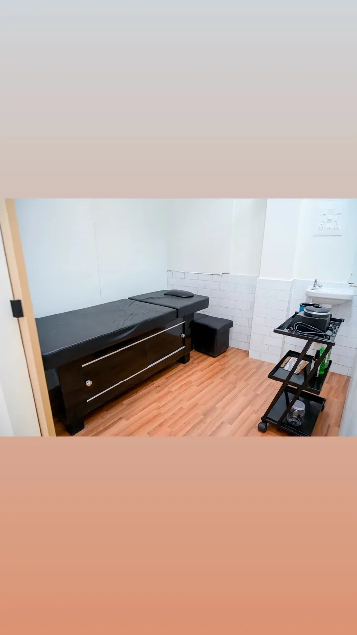P VICTORIA WOMENS SALON Service in Mangalore
